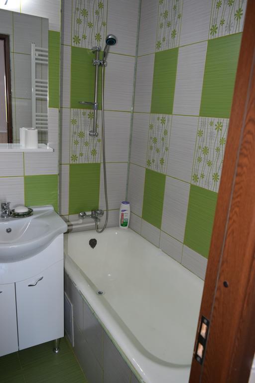 Ferienwohnung Pav- Semper Fidelis Hunedoara Exterior foto